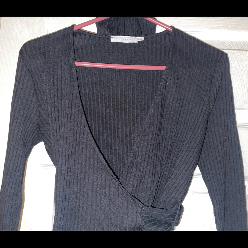 Lush Wrap Around Long Sleeve Ribbed Crop Top SZ SMALL